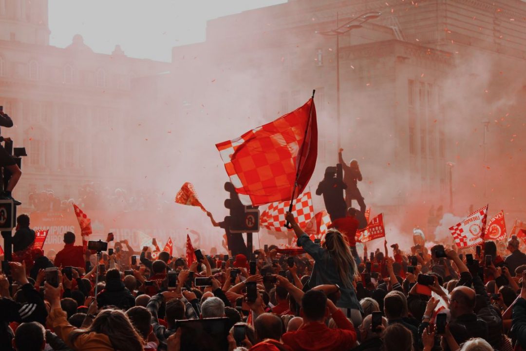 Liverpool fans vieren de Champions League winst uit 2019.